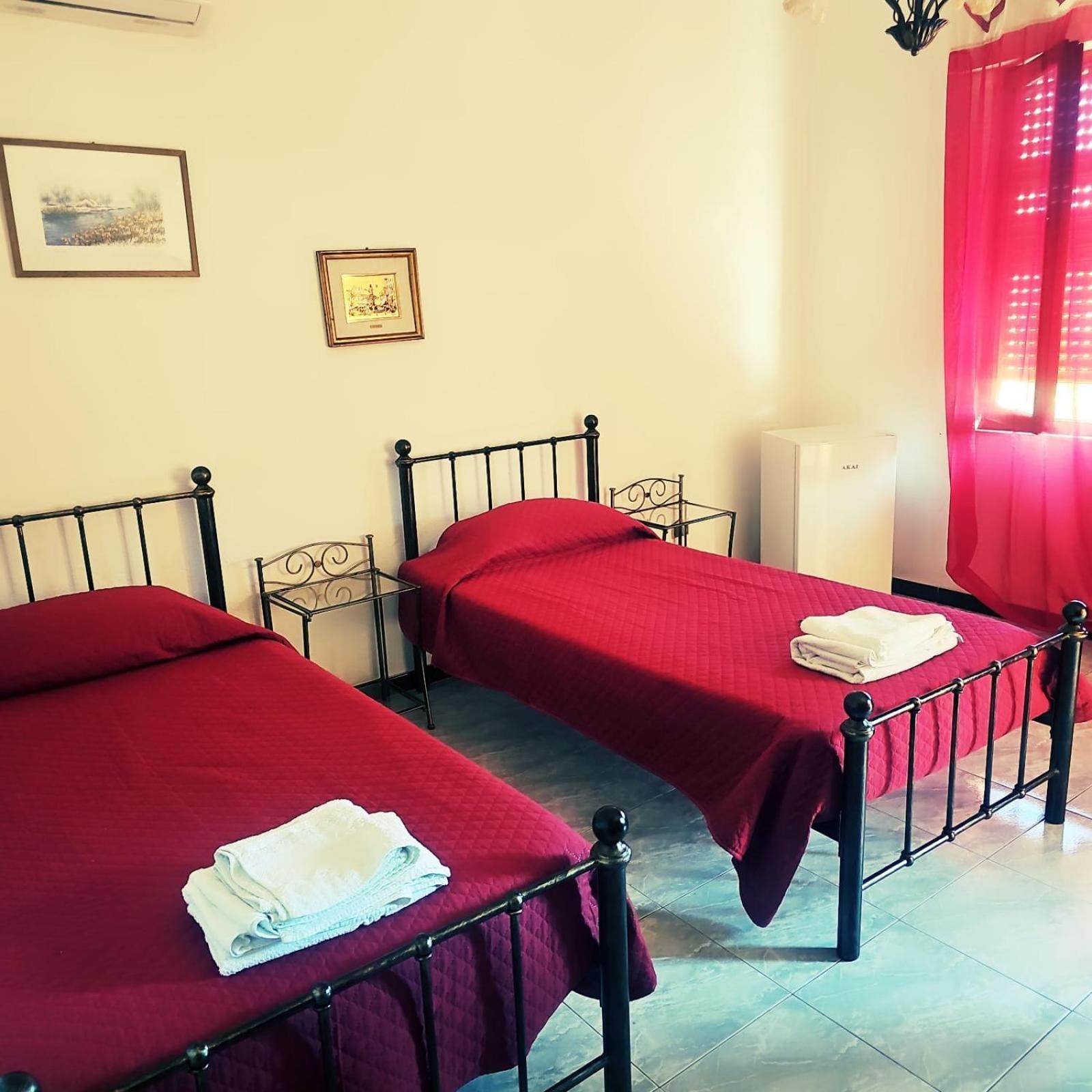 Casa Gato Gordo Bed & Breakfast Assemini Exterior photo